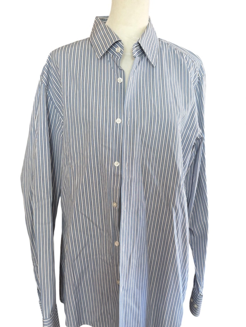 BOSS Classic Blue Stripe Men's Button-Down Shirt. Size 16 1/2 34/35